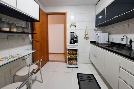 Apartamento à venda com 96m², 3 quartos e 1 vagaCozinha