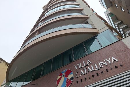 Apartamento à venda com 96m², 3 quartos e 1 vagaFachada