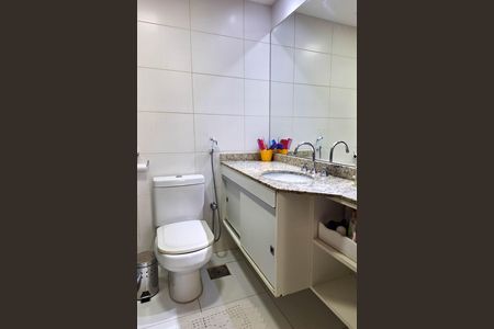 Apartamento à venda com 96m², 3 quartos e 1 vagaBanheiro da Suíte 1
