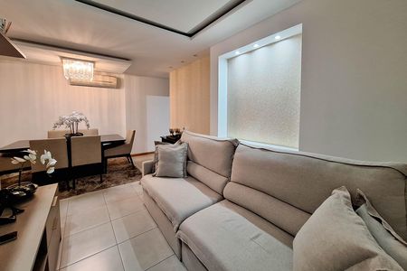 Apartamento à venda com 96m², 3 quartos e 1 vagaSala
