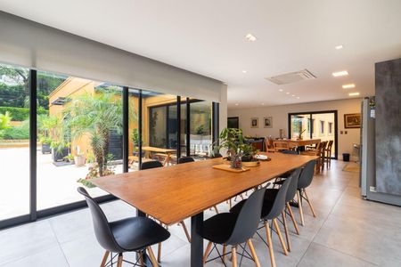 Casa à venda com 1588m², 3 quartos e 4 vagas