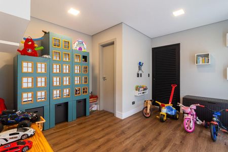 Casa à venda com 1588m², 3 quartos e 4 vagas