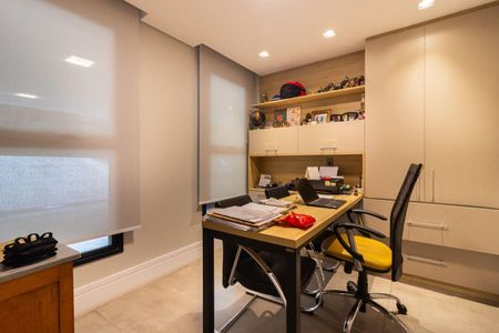 Casa à venda com 1588m², 3 quartos e 4 vagas