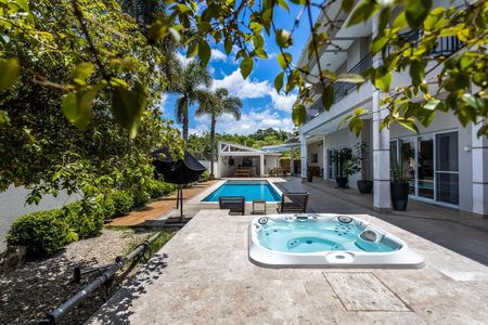 Casa à venda com 1100m², 4 quartos e 5 vagas