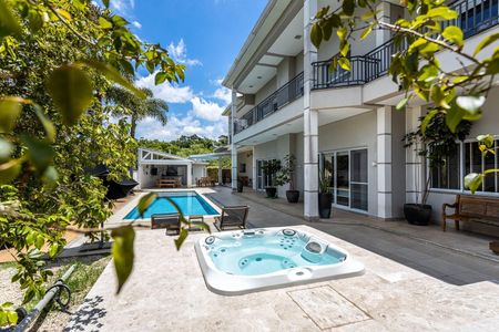 Casa à venda com 1100m², 4 quartos e 5 vagas