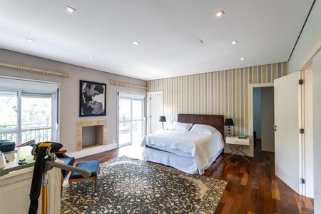 Casa à venda com 1100m², 4 quartos e 5 vagas