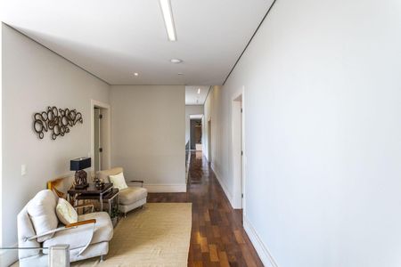 Casa à venda com 4 quartos, 1100m² em Alphaville, Santana de Parnaíba