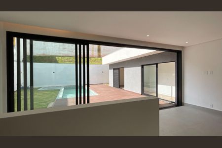 Casa à venda com 580m², 4 quartos e 4 vagas
