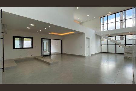 Casa à venda com 580m², 4 quartos e 4 vagas