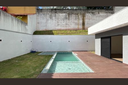 Casa à venda com 580m², 4 quartos e 4 vagas