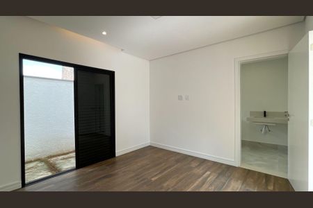 Casa à venda com 580m², 4 quartos e 4 vagas