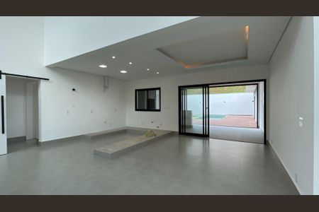 Casa à venda com 580m², 4 quartos e 4 vagas