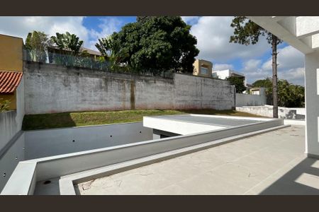 Casa à venda com 580m², 4 quartos e 4 vagas