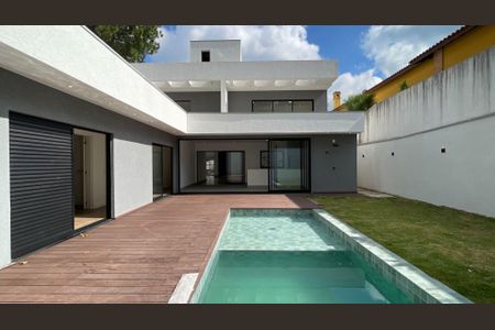 Casa à venda com 580m², 4 quartos e 4 vagas