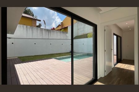 Casa à venda com 580m², 4 quartos e 4 vagas