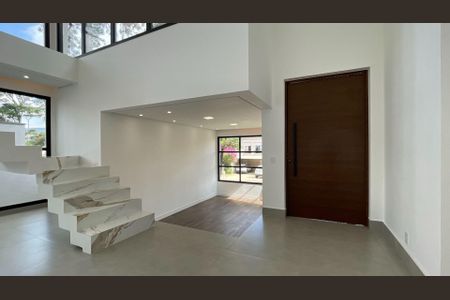 Casa à venda com 580m², 4 quartos e 4 vagas
