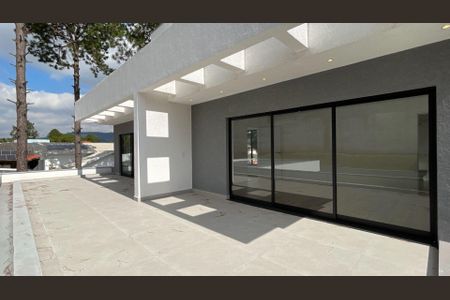 Casa à venda com 580m², 4 quartos e 4 vagas