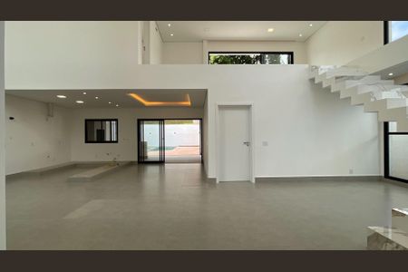 Casa à venda com 580m², 4 quartos e 4 vagas