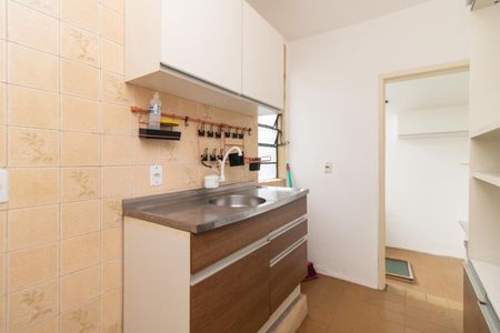 Apartamento à venda com 52m², 1 quarto e sem vagaCozinha e Área de Serviço