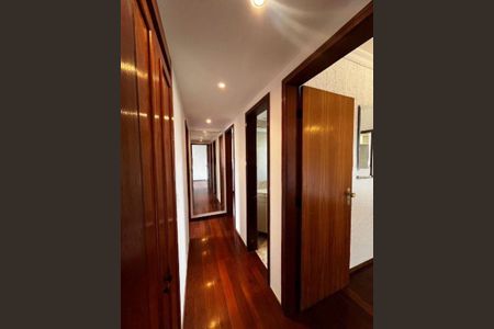 Sala de apartamento para alugar com 3 quartos, 120m² em Serra, Belo Horizonte