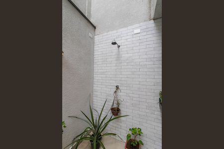 Casa à venda com 170m², 3 quartos e 3 vagas Casa à venda com 170m², 3 quartos e 3 vagasDucha