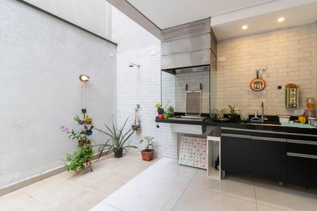 Casa à venda com 170m², 3 quartos e 3 vagas Casa à venda com 170m², 3 quartos e 3 vagasEspaço Gourmet