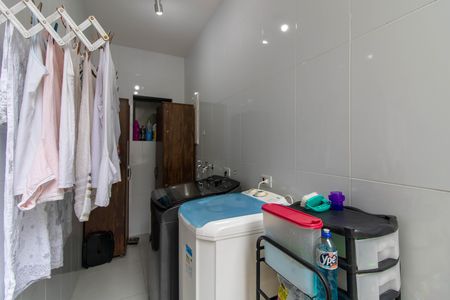 Casa à venda com 170m², 3 quartos e 3 vagas Casa à venda com 170m², 3 quartos e 3 vagasArea de Serviço
