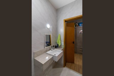 Casa à venda com 170m², 3 quartos e 3 vagas Casa à venda com 170m², 3 quartos e 3 vagasSuíte 3