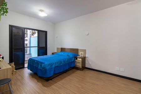 Casa à venda com 170m², 3 quartos e 3 vagas Casa à venda com 170m², 3 quartos e 3 vagasSuíte 1
