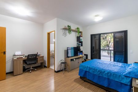 Casa à venda com 170m², 3 quartos e 3 vagas Casa à venda com 170m², 3 quartos e 3 vagasSuíte 1
