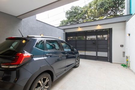 Casa à venda com 170m², 3 quartos e 3 vagas Casa à venda com 170m², 3 quartos e 3 vagasGaragem