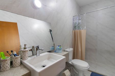 Casa à venda com 170m², 3 quartos e 3 vagas Casa à venda com 170m², 3 quartos e 3 vagasSuíte 1