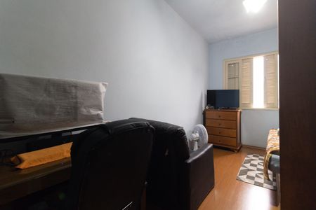 Casa à venda com 283m², 4 quartos e 4 vagasQuarto 2