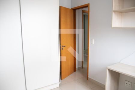 Apartamento para alugar com 76m², 2 quartos e 2 vagas Apartamento para alugar com 76m², 2 quartos e 2 vagasQuarto