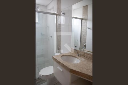 Apartamento para alugar com 76m², 2 quartos e 2 vagas Apartamento para alugar com 76m², 2 quartos e 2 vagasBanheiro