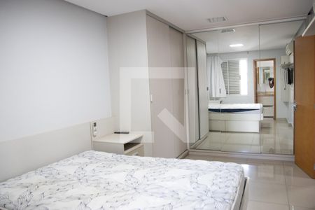 Apartamento para alugar com 76m², 2 quartos e 2 vagas Apartamento para alugar com 76m², 2 quartos e 2 vagasSuíte