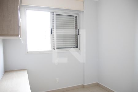 Apartamento para alugar com 76m², 2 quartos e 2 vagas Apartamento para alugar com 76m², 2 quartos e 2 vagasQuarto