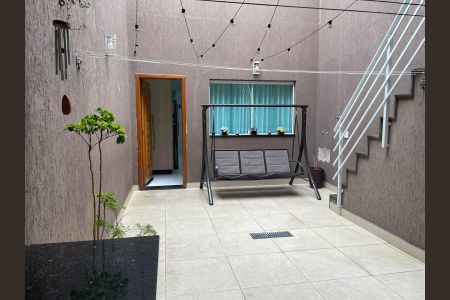 Área externa de casa à venda com 4 quartos, 170m² em Vila Invernada, São Paulo