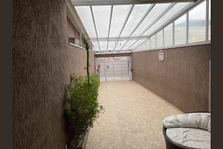 Área externa de casa à venda com 4 quartos, 170m² em Vila Invernada, São Paulo
