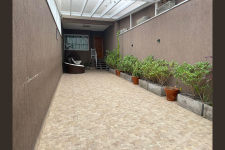 Área externa de casa à venda com 4 quartos, 170m² em Vila Invernada, São Paulo