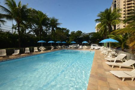 Apartamento para alugar com 35m², 1 quarto e 1 vaga Apartamento para alugar com 35m², 1 quarto e 1 vagaÁrea Comum - Piscina