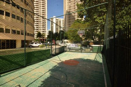 Apartamento para alugar com 35m², 1 quarto e 1 vaga Apartamento para alugar com 35m², 1 quarto e 1 vagaÁrea Comum - Quadra Esportiva