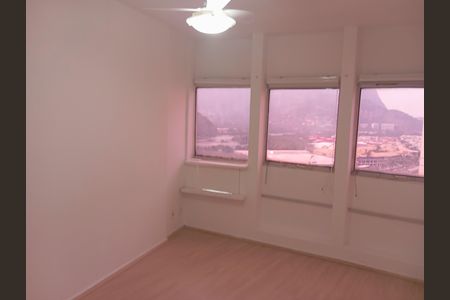 Apartamento para alugar com 35m², 1 quarto e 1 vaga Apartamento para alugar com 35m², 1 quarto e 1 vagaSala