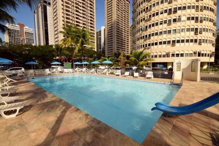 Apartamento para alugar com 35m², 1 quarto e 1 vaga Apartamento para alugar com 35m², 1 quarto e 1 vagaÁrea Comum - Piscina
