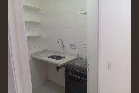 Cozinha de apartamento para alugar com 1 quarto, 35m² em Barra da Tijuca, Rio de Janeiro