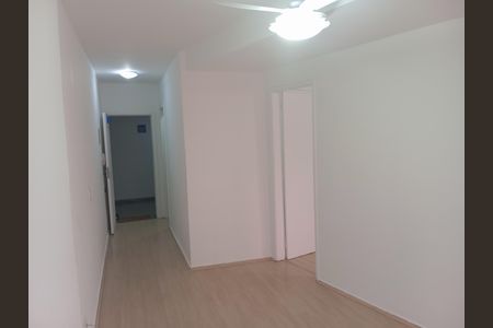 Sala de apartamento para alugar com 1 quarto, 35m² em Barra da Tijuca, Rio de Janeiro
