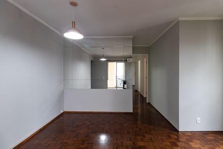 Apartamento para alugar com 75m², 2 quartos e 2 vagas Apartamento para alugar com 75m², 2 quartos e 2 vagasSala