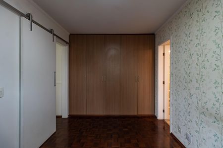 Apartamento para alugar com 75m², 2 quartos e 2 vagas Apartamento para alugar com 75m², 2 quartos e 2 vagasSuíte