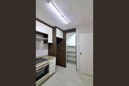 Casa de condomínio à venda com 120m², 3 quartos e 2 vagasCozinha 