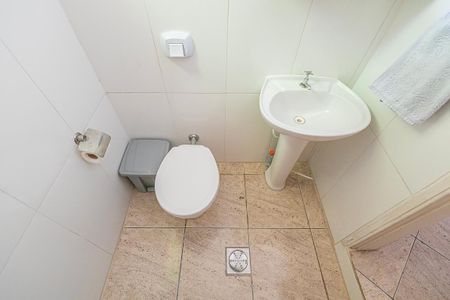 Casa para alugar com 200m², 4 quartos e 3 vagas Casa para alugar com 200m², 4 quartos e 3 vagassuite